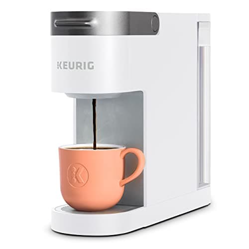 Keurig K-Slim Cafetière à dosettes K-Cup à service unique, dotée de commandes simples à bouton-poussoir et de la technologie MultiStream, blanche