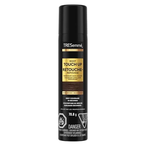 Le spray capillaire Root Touch-Up TRESemmé dissimule les cheveux gris en quelques secondes pour les cheveux châtain foncé. Coloration temporaire dans un spray aérosol 70,8 g.