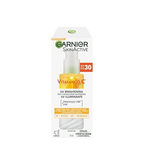 Garnier Face Sunscreen SkinActive Crème quotidienne éclaircissante UV à la vitamine C SPF 30, éclaircissante et protectrice, hydratant léger, défense UV avec...
