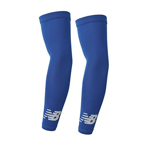 New Balance Manchons de compression unisexe pour sports de plein air, chauffe-bras, Team Royal, petit/moyen (1 paire)