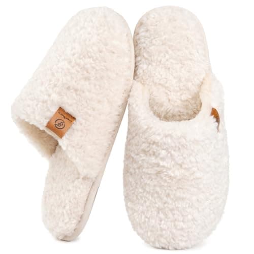 EverFoams Pantoufles à enfiler pour femme - Confortables et douces - En fausse alpaga - Mousse à mémoire de forme - Légères - Chaussures d'intérieur antidérapantes - Blanc crème, 7-8 US