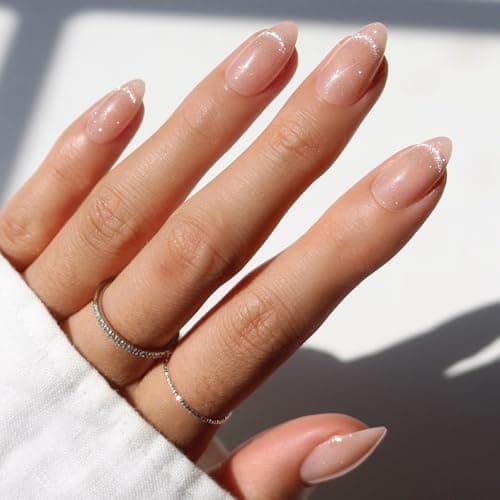 Glamnetic x GLAMZILLA Press On Nails - PAS VOTRE CINDER-ELLA | Faux ongles courts couleur chair amande avec effet pointe française en velours, ongles de mariage réutilisables |...