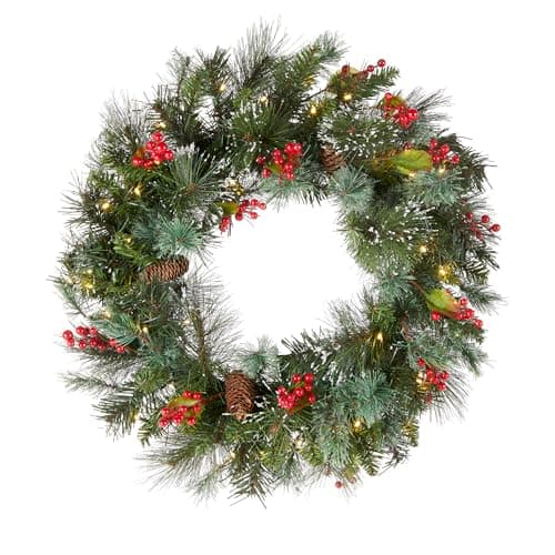 Couronne de Noël artificielle pré-éclairée de National Tree Company, vert, pin hivernal, lumières blanches, décorée de pommes de pin, de grappes de baies, givré...