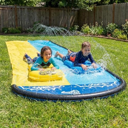 Wham-O Slip N Slide 18 pieds double vague avec planches de corps, toboggans aquatiques pour enfants, pour les fêtes aquatiques dans le jardin, les activités de plein air d'été